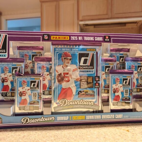 Panini Donruss Football Trading Card Bundle (Sealed Packs) - Costco - Picture 1 of 2